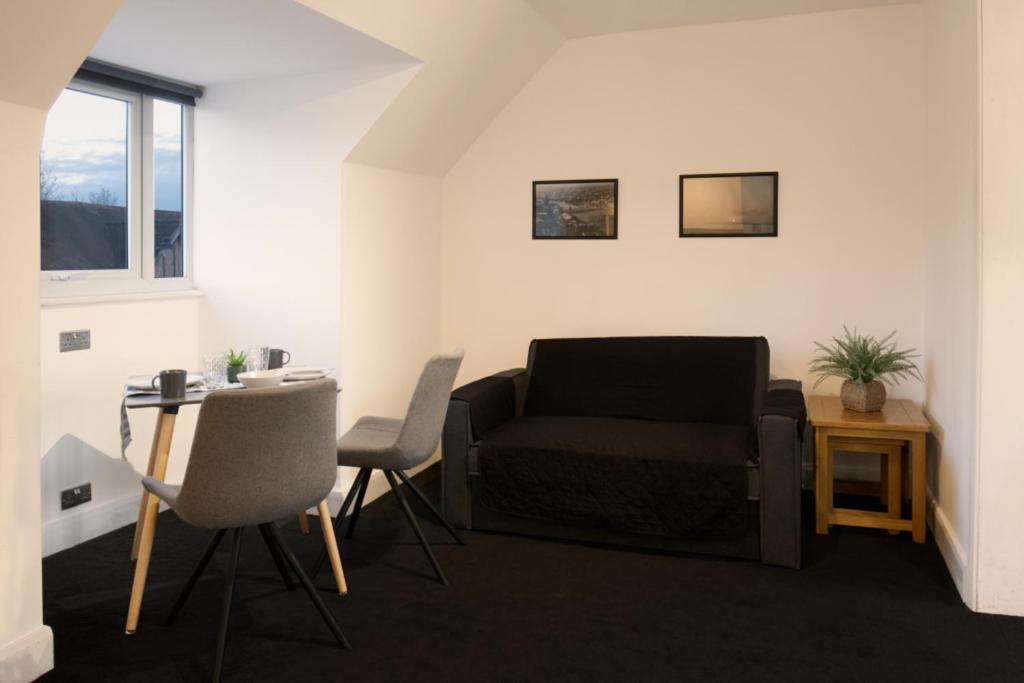 Village Self Contained Flat & Apartment Cheam